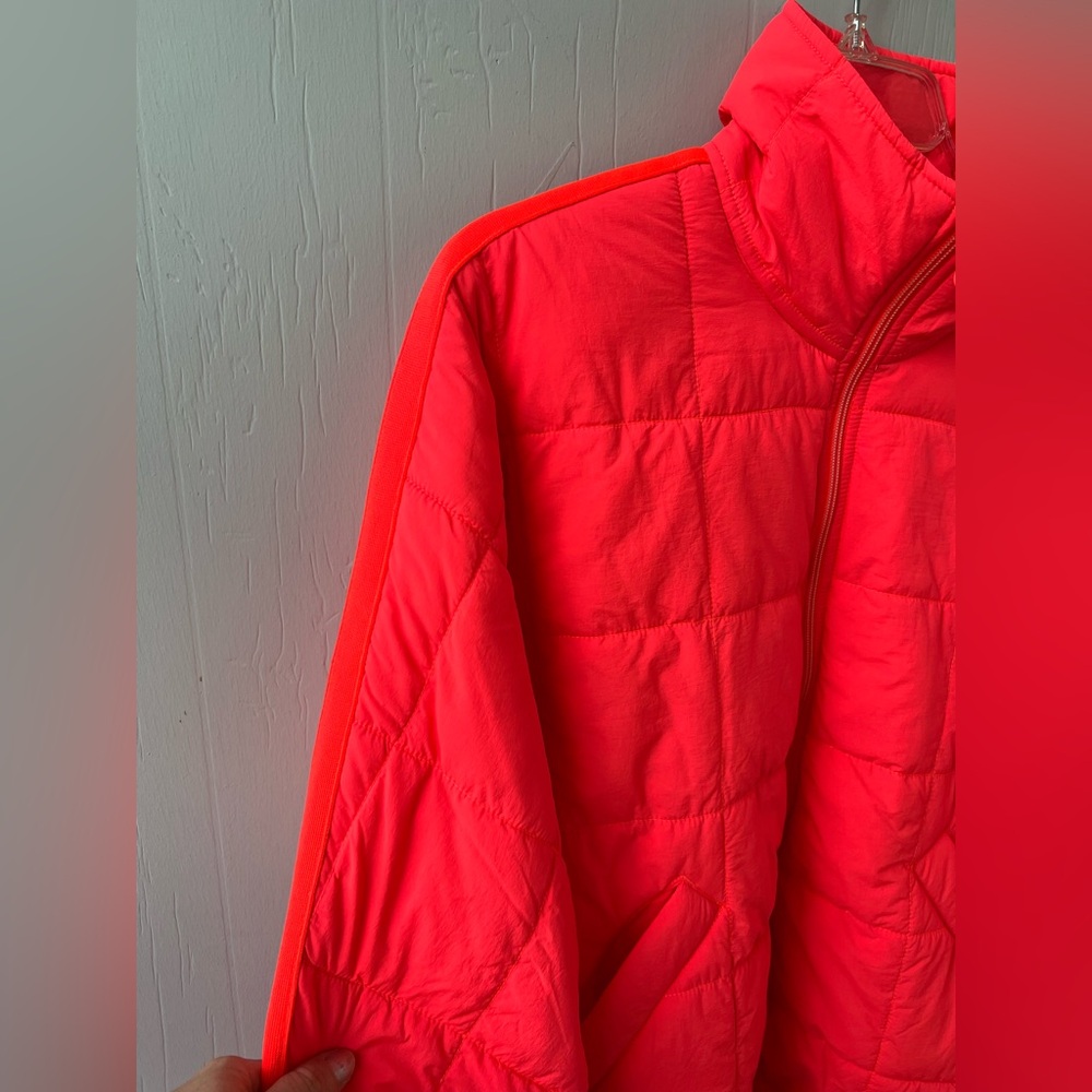 NWT ⭐️sold out color⭐️ Free People FP Movement Pippa Packable Puffer Jacket (XS) - Picture 9 of 16